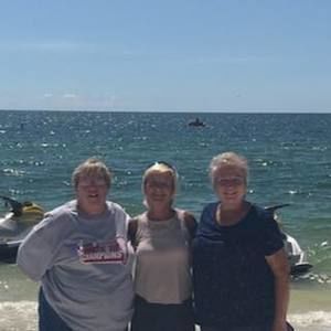 Meet your Posher, Debbie